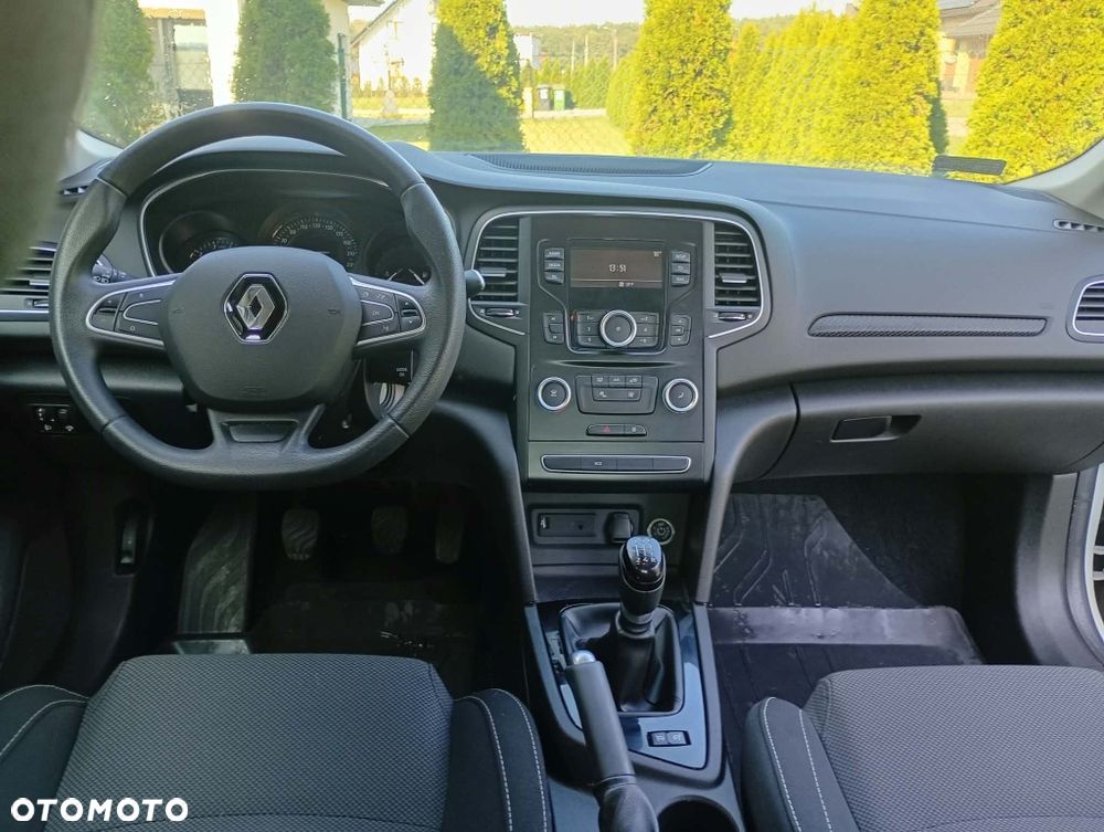 Renault Megane 2018 photo 4