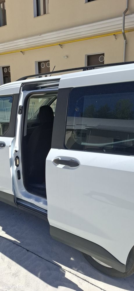 Ford Transit courier - 4