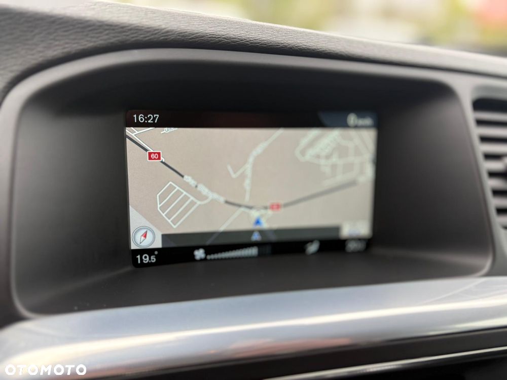 Volvo V60 D3 Drive-E R-Design Momentum - 15