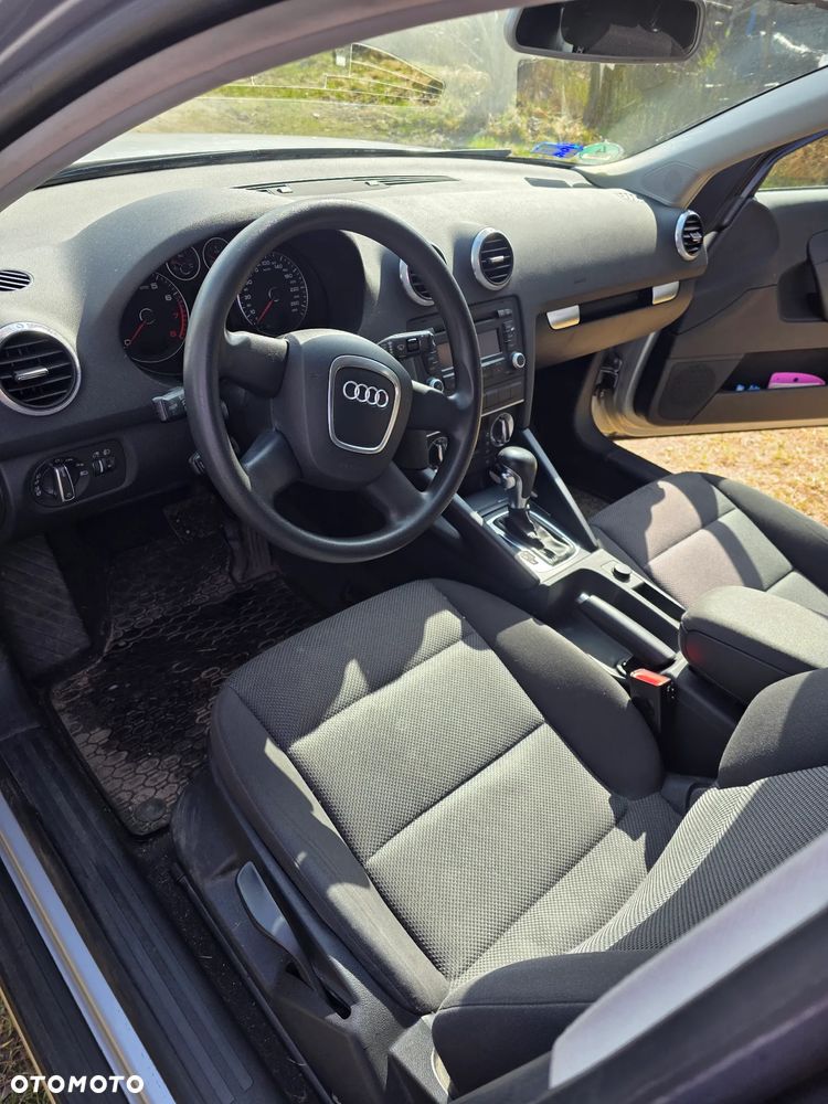 Audi A3 Sportback 1.4 TFSI Ambiente S tronic - 9