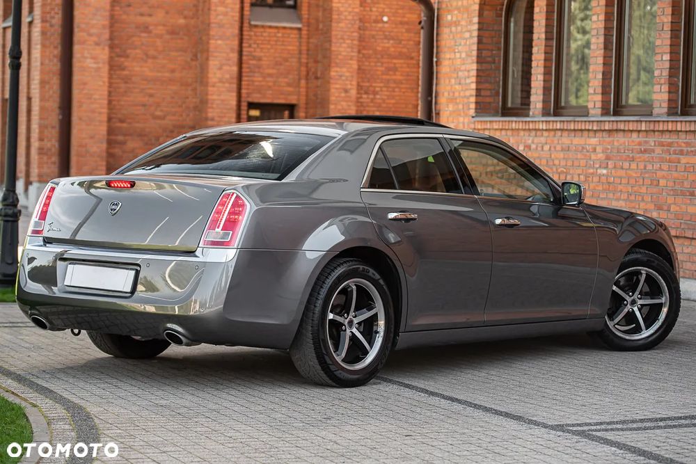 Lancia Thema 3.6 V6 VVT 24V Automatik Platinum - 12