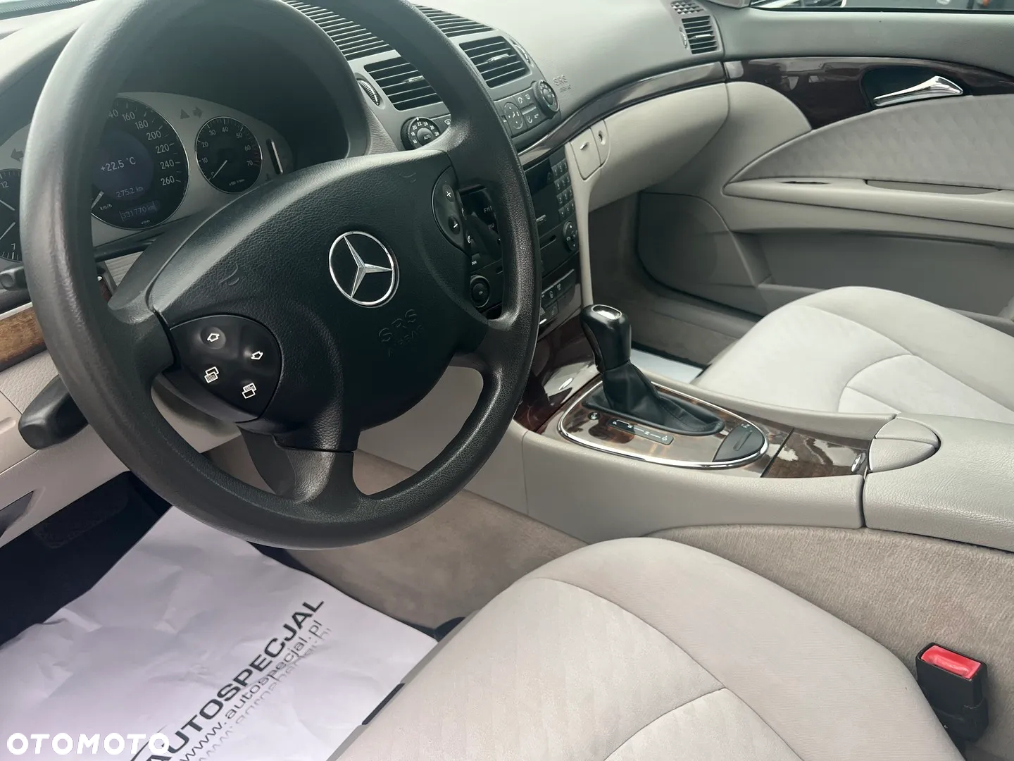 Mercedes-Benz Klasa E 200 T Kompressor Automatik Classic - 6