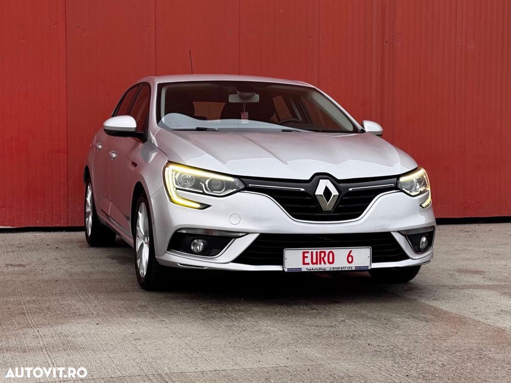 Renault Megane BLUE dCi Zen - 14