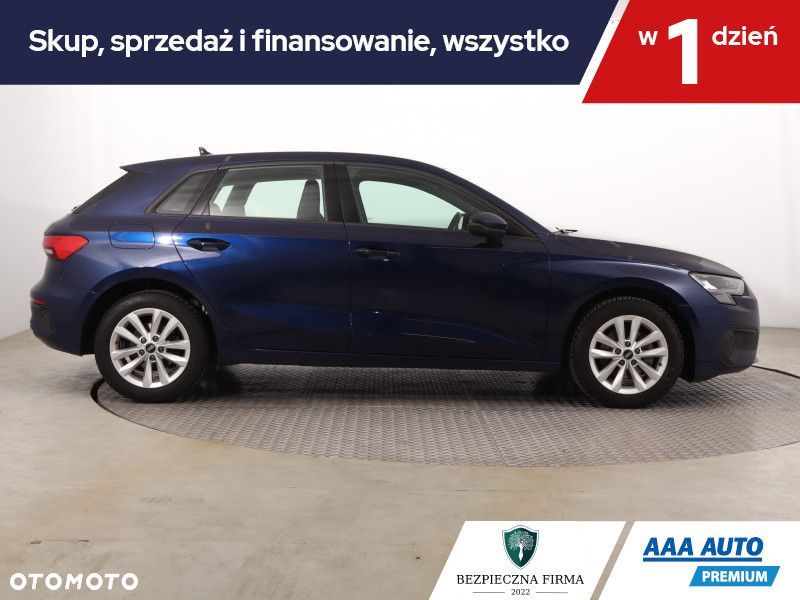 Audi A3 Sportback - 8