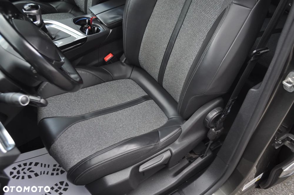 Peugeot 3008 BlueHDi 120 Stop & Start Allure - 23