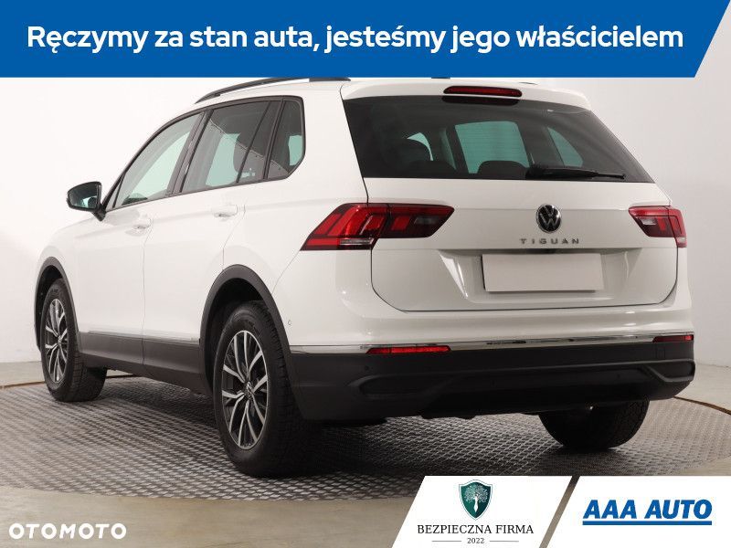 Volkswagen Tiguan - 6