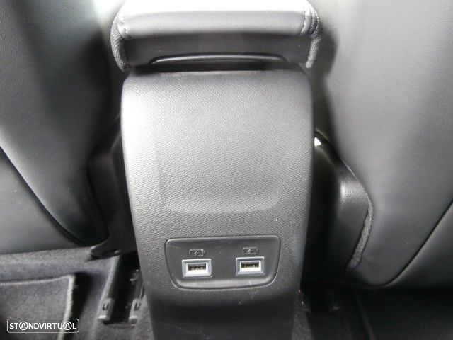Peugeot e-208 50 kWh Allure - 16