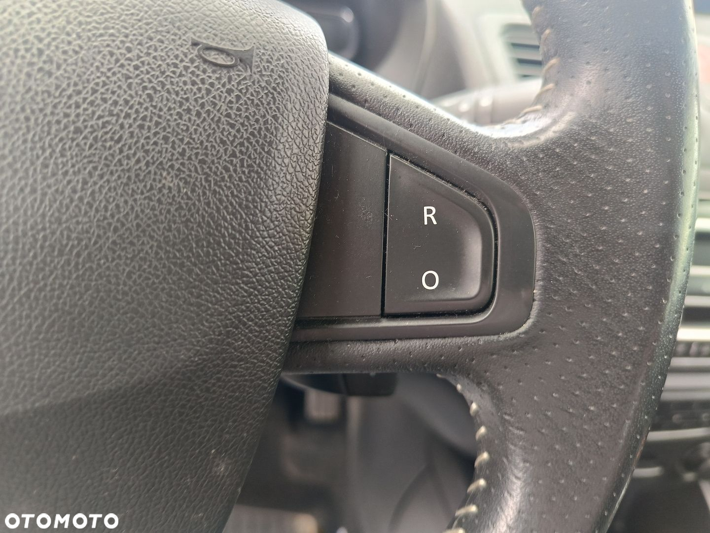 Renault Fluence 1.6 16V Intens - 15