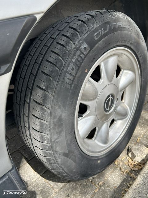 Opel Omega Caravan 2.5i V6 CD - 30