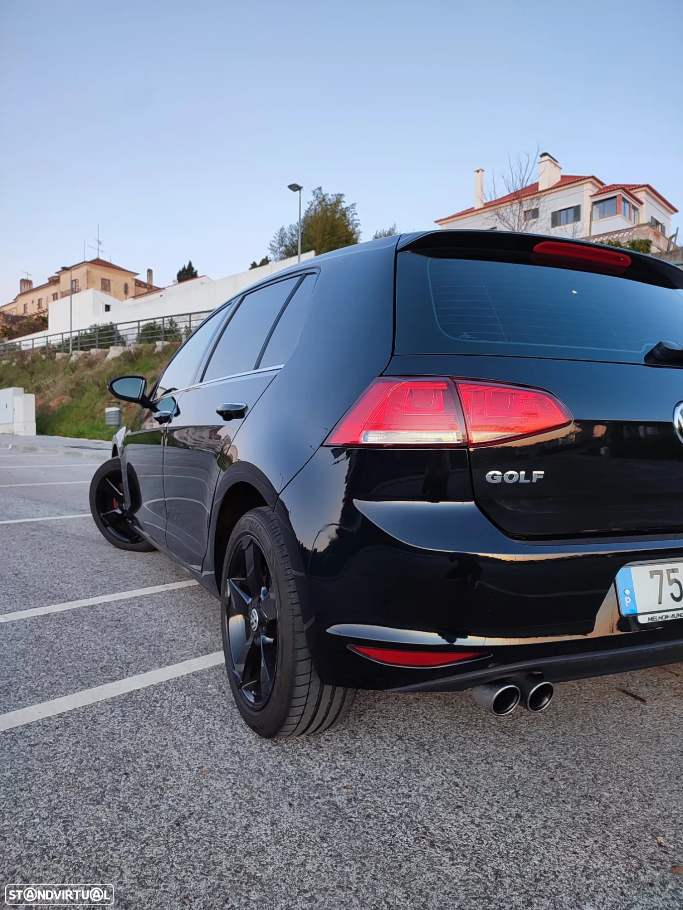 VW Golf 1.6 TDi Highline DSG - 8