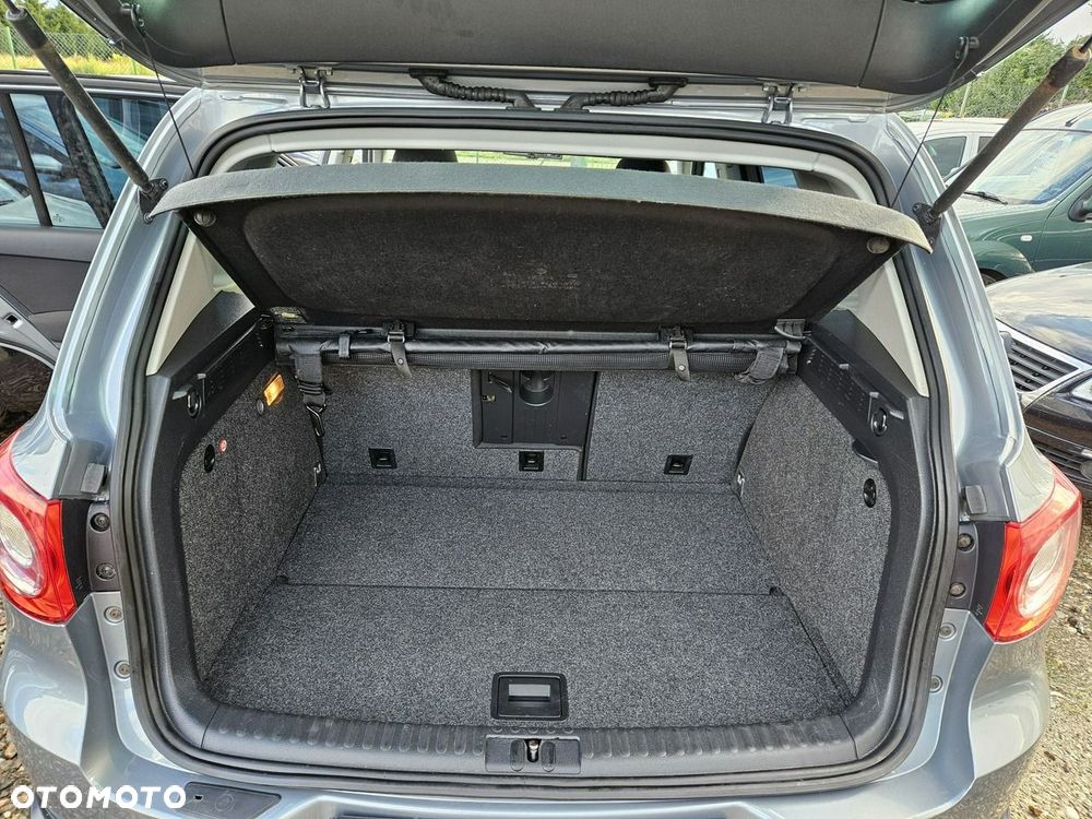 Volkswagen Tiguan - 24