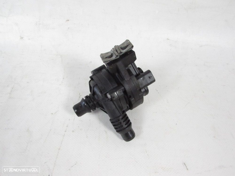 Bomba de Água Suplementar Seminovo/ Original BMW 1 (F20)/BMW 3 (F30, F80)/BMW 3... - 1