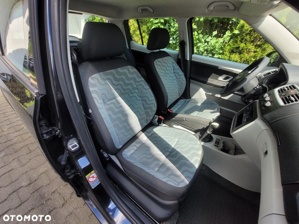 Skoda Fabia 1.2 HTP Ambiente - 5