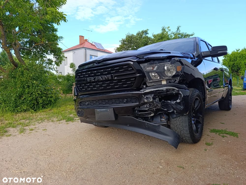 RAM 1500 - 8