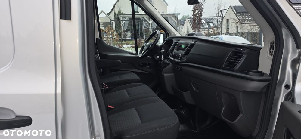 Ford Transit - 9