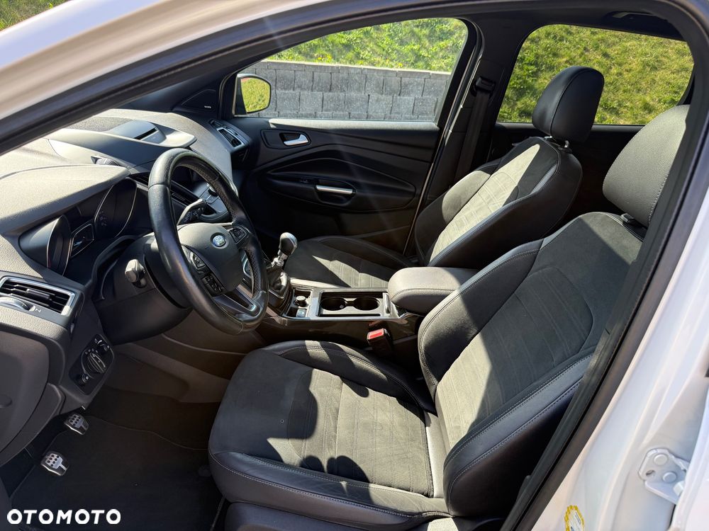 Ford Kuga 2.0 TDCi AWD ST-Line Black - 14