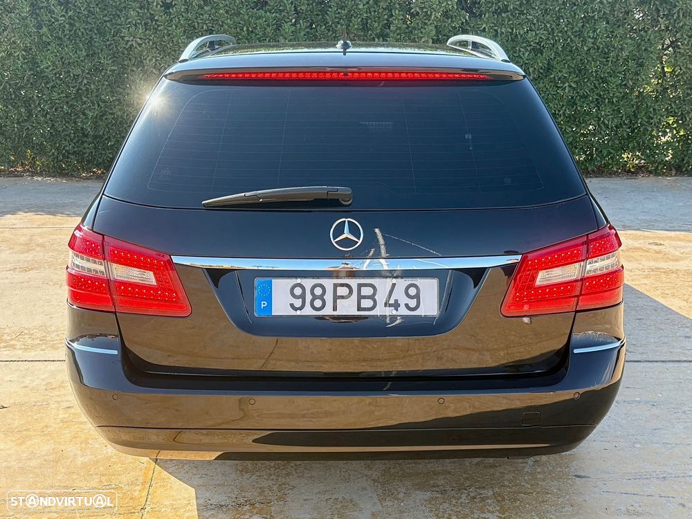 Mercedes-Benz E 220 T BlueTEC Avantgarde - 19