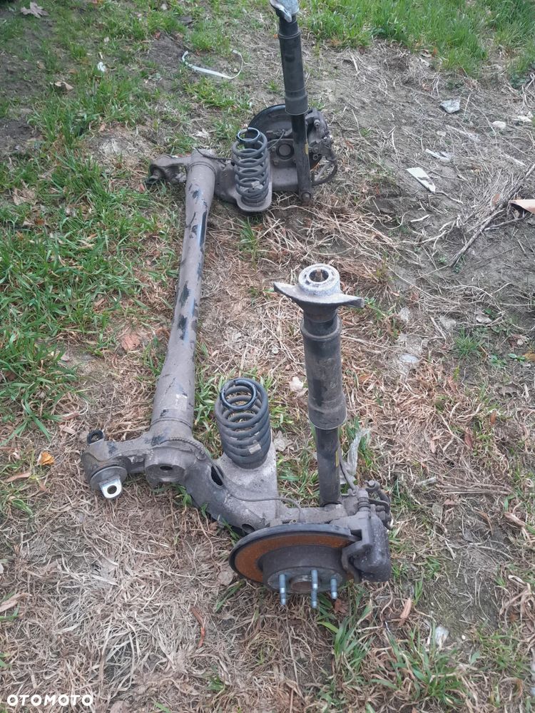 Belka zawieszenie Mokka x lift 82 tyś - 1