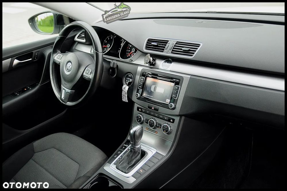 Volkswagen Passat 1.8 TSI DSG Comfortline - 30