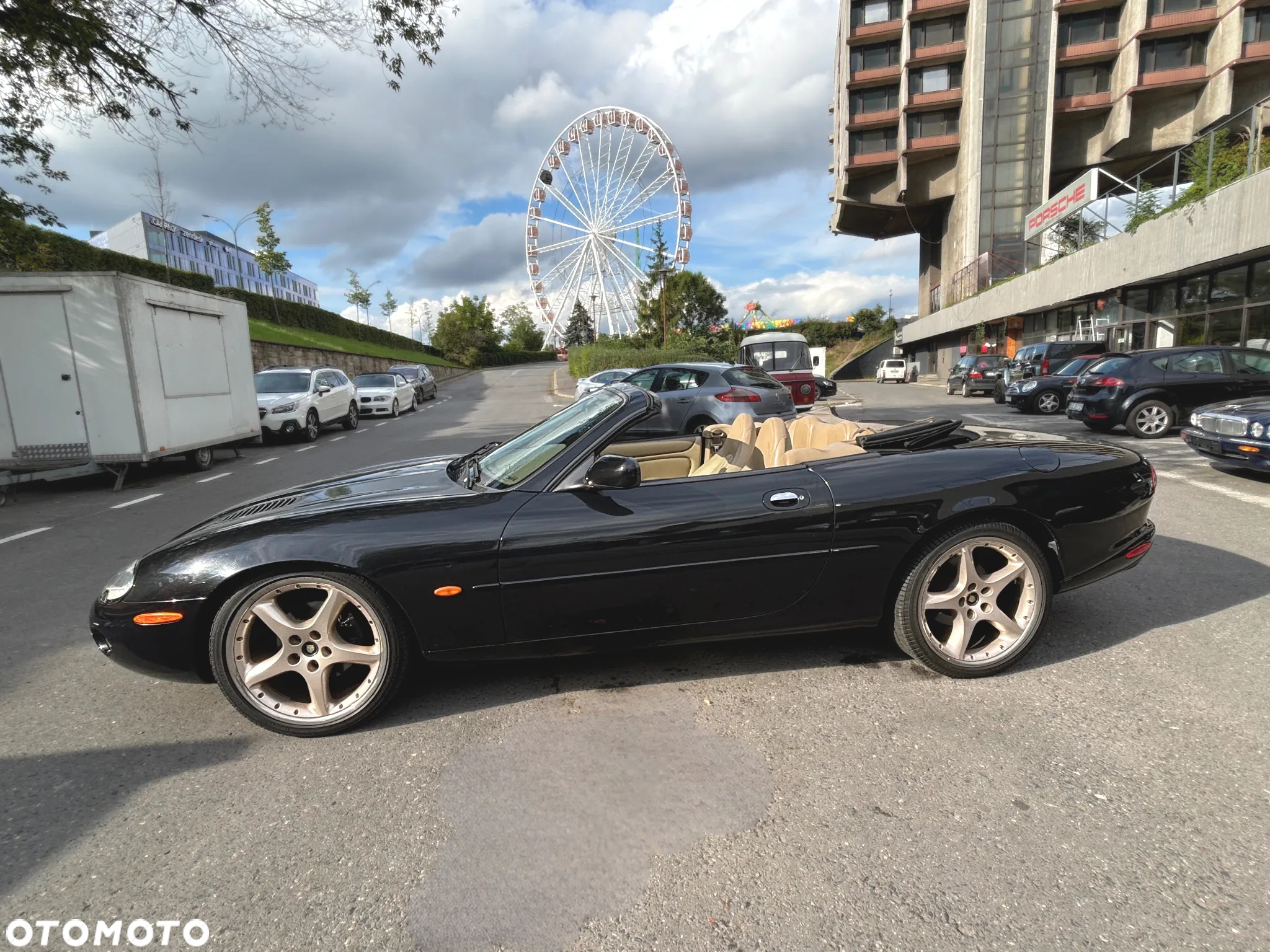 Jaguar XK - 6