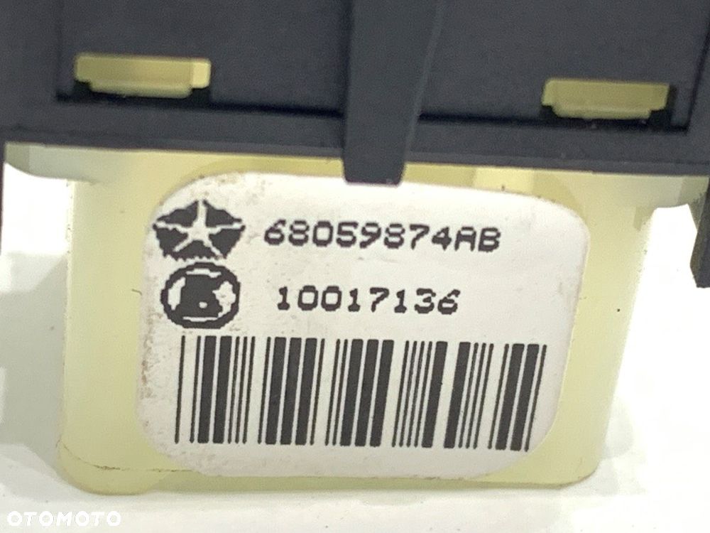 PRZEŁĄCZNIK OGRZEWANIA KANAPY  JEEP GRAND CHEROKEE IV (WK, WK2) 2010 - 2022 3.0 CRD V6 4x4 184 kW - 4