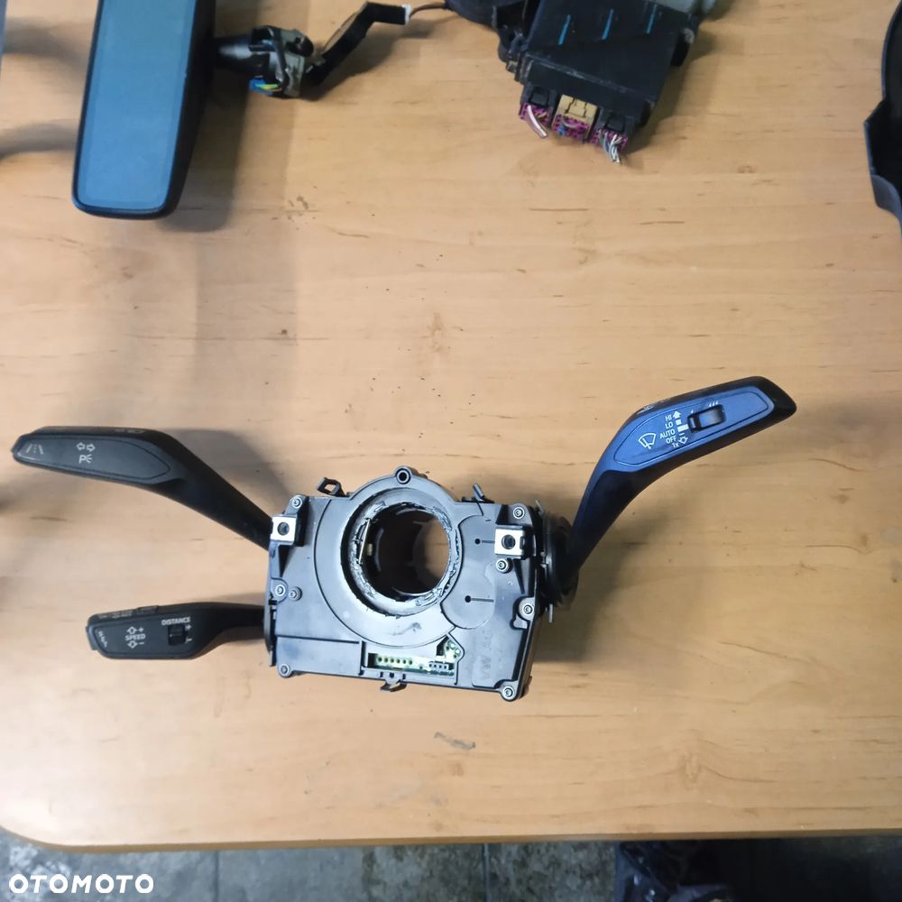 Manetki A4 B9 4M0907129HH - 1