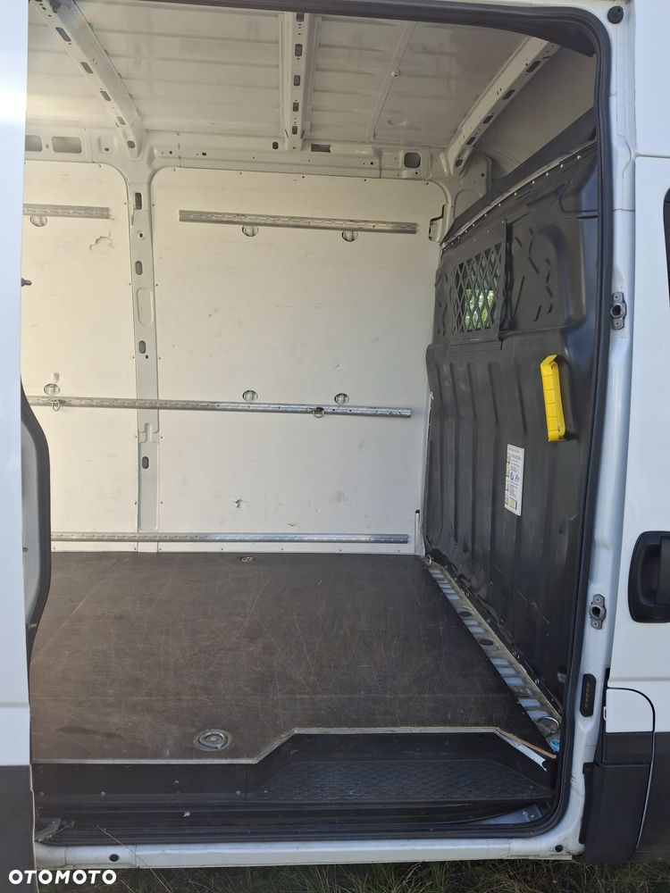 Iveco Daily 35S16 Hi-Matic w wersji Maxi - 11
