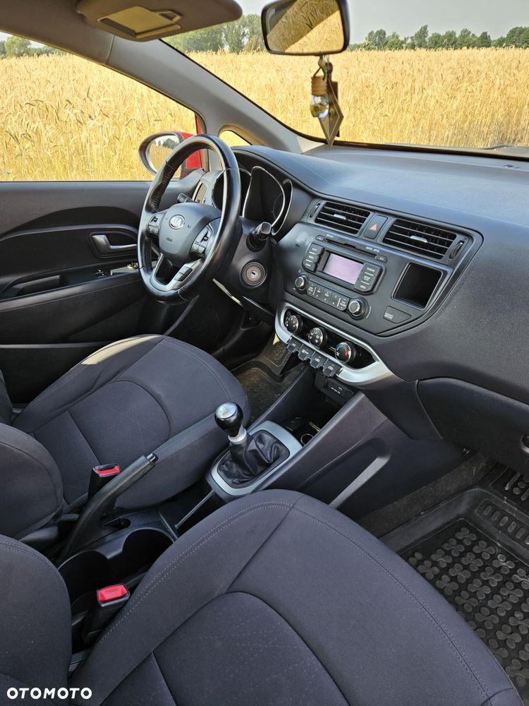 Kia Rio 1.2 M - 13