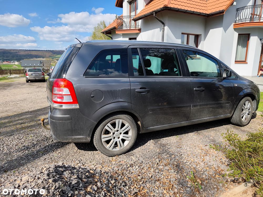 Opel Zafira 1.7 CDTI - 9