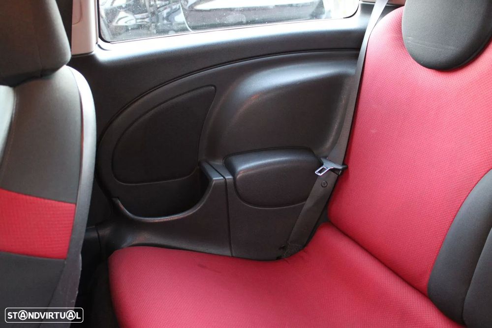 MINI 3 Portas One 1.4 D - 8