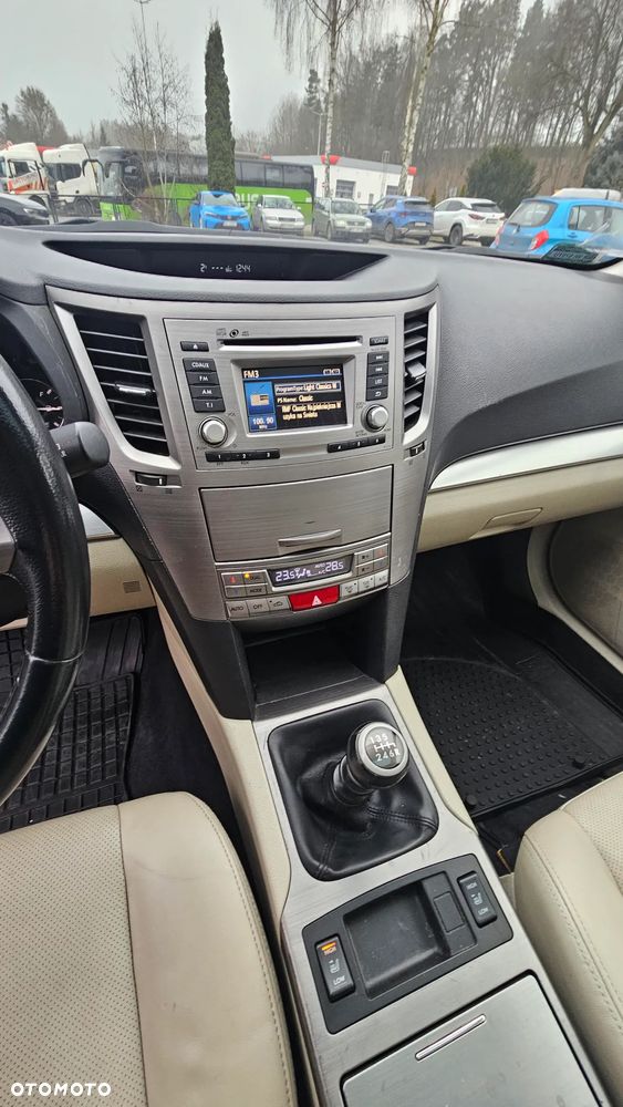 Subaru Legacy 2.0 D Comfort Navi - 22