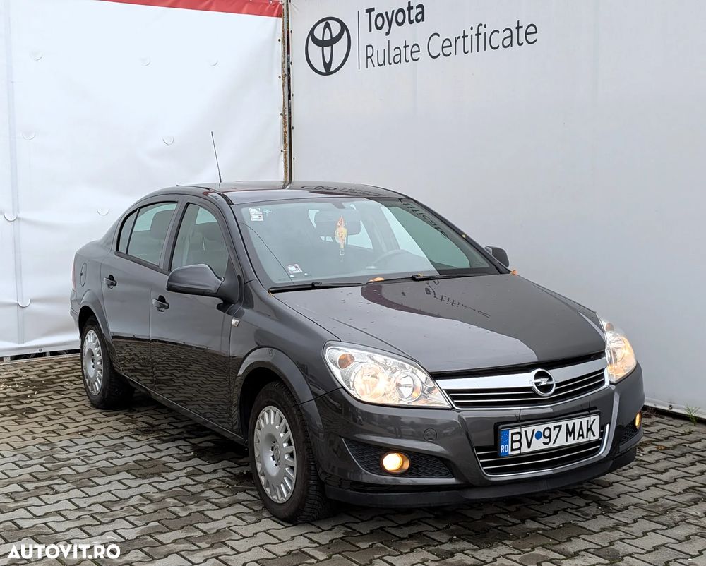 Opel Astra 1.6 Cosmo - 4