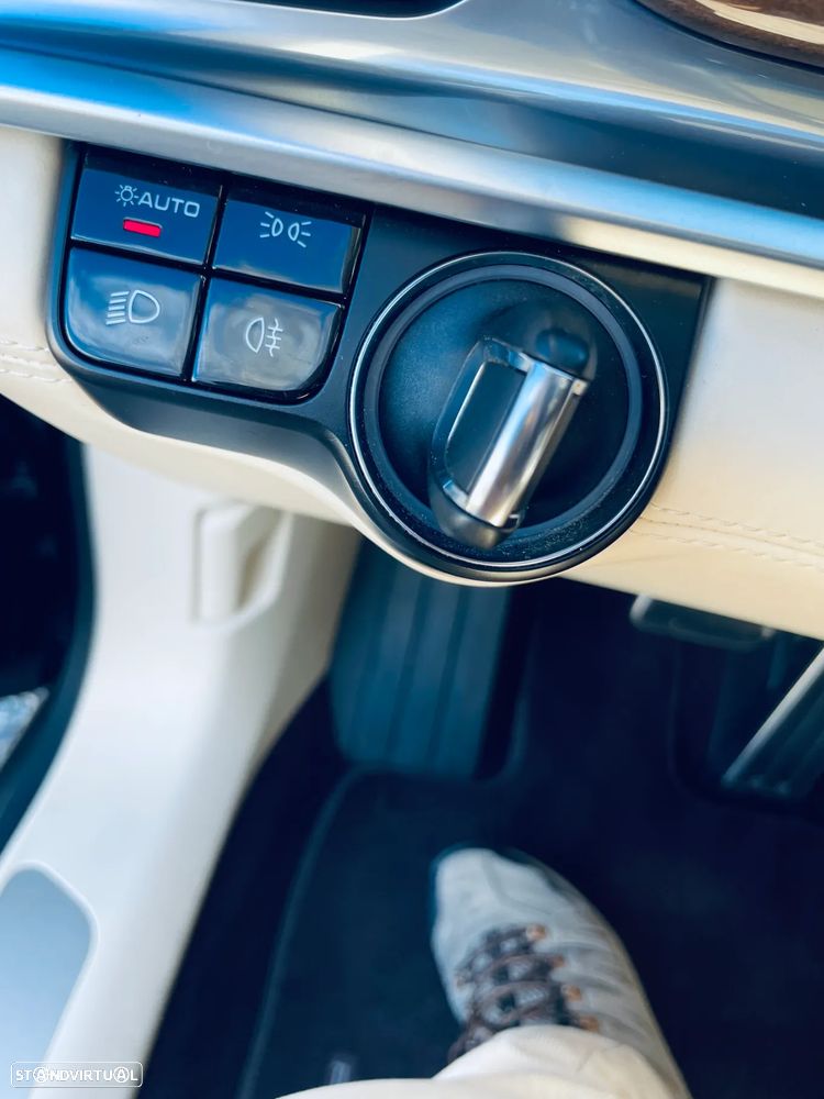 Porsche Panamera 4 E-Hybrid Platinum Edition - 21