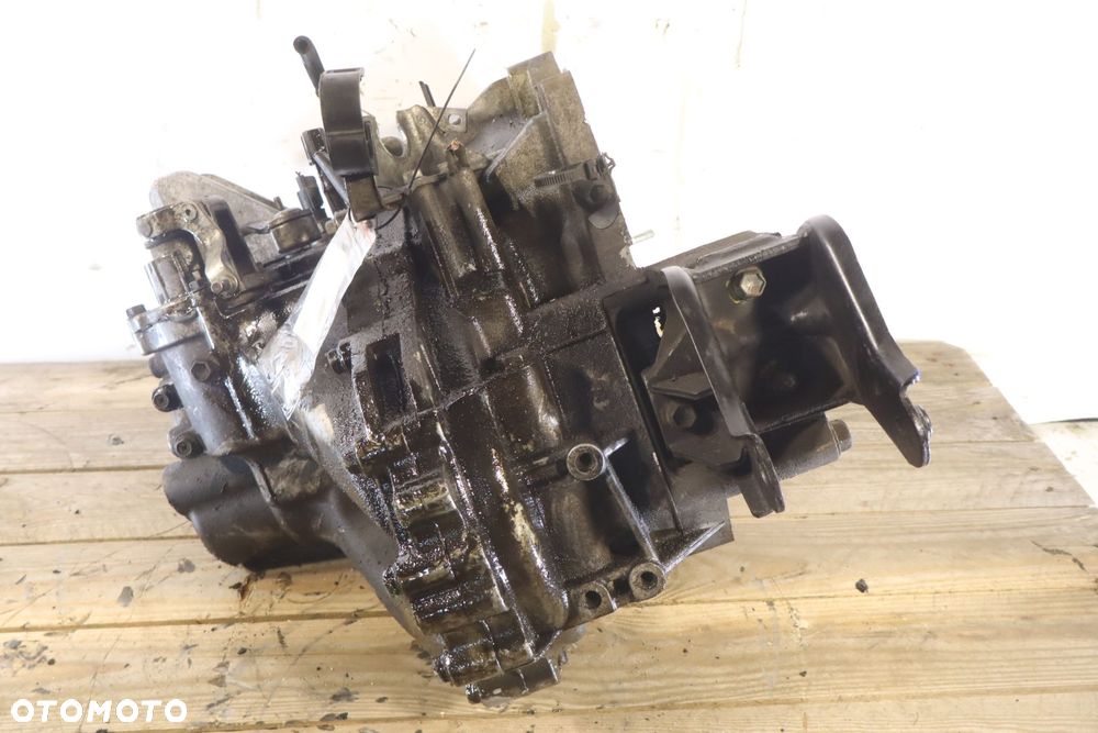 skrzynia biegów 5 biegowa - 4