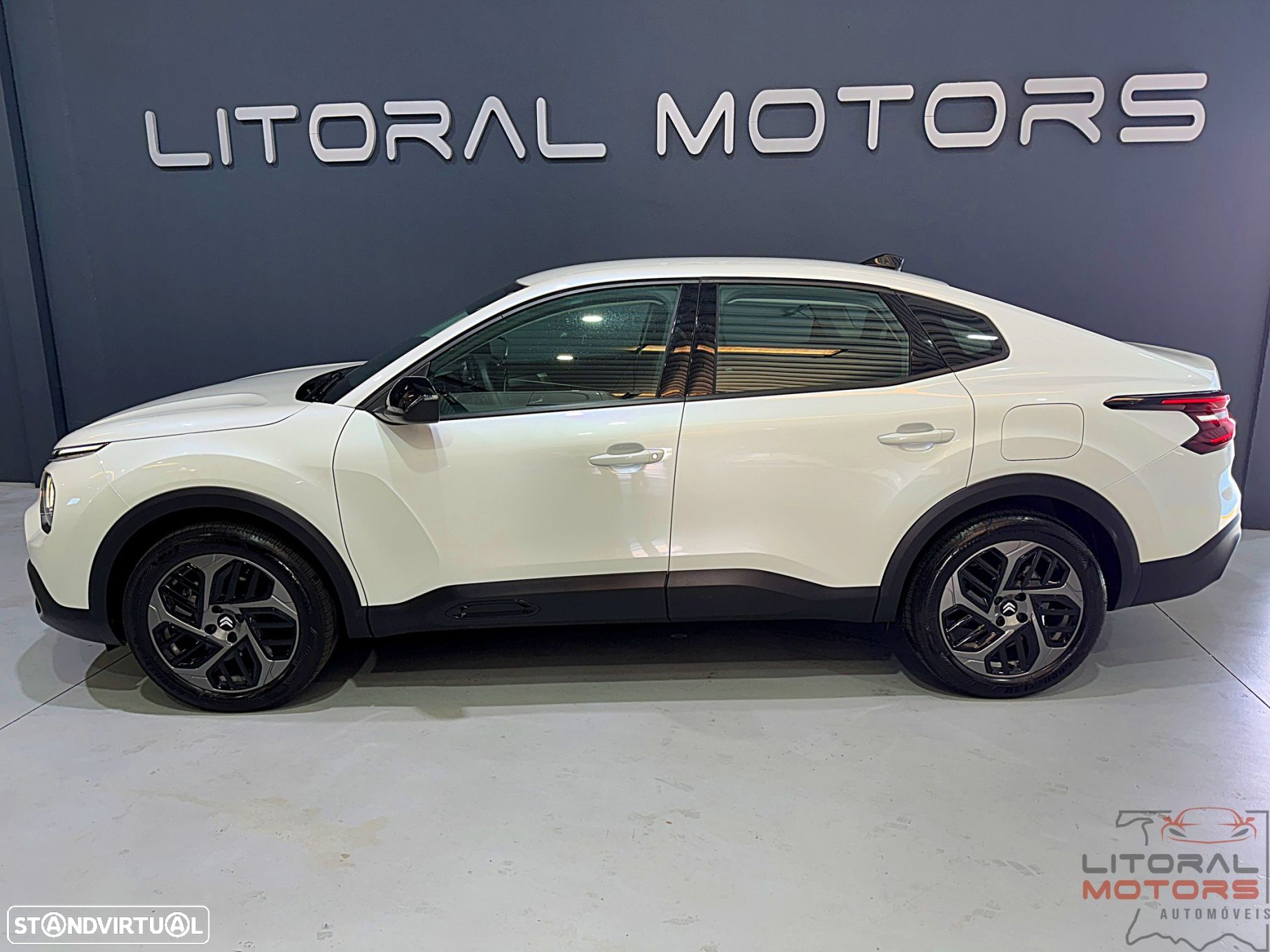 Citroën C4 X 1.2 PureTech Shine EAT8 - 6