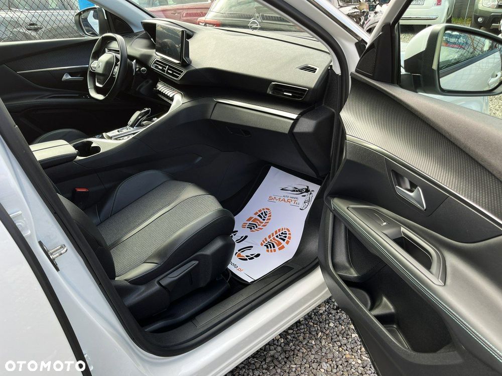 Peugeot 3008 1.2 PureTech Allure Pack S&S EAT8 - 8