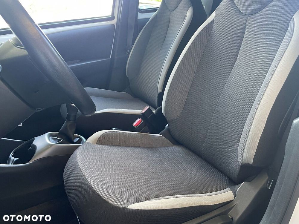 Toyota Aygo - 10
