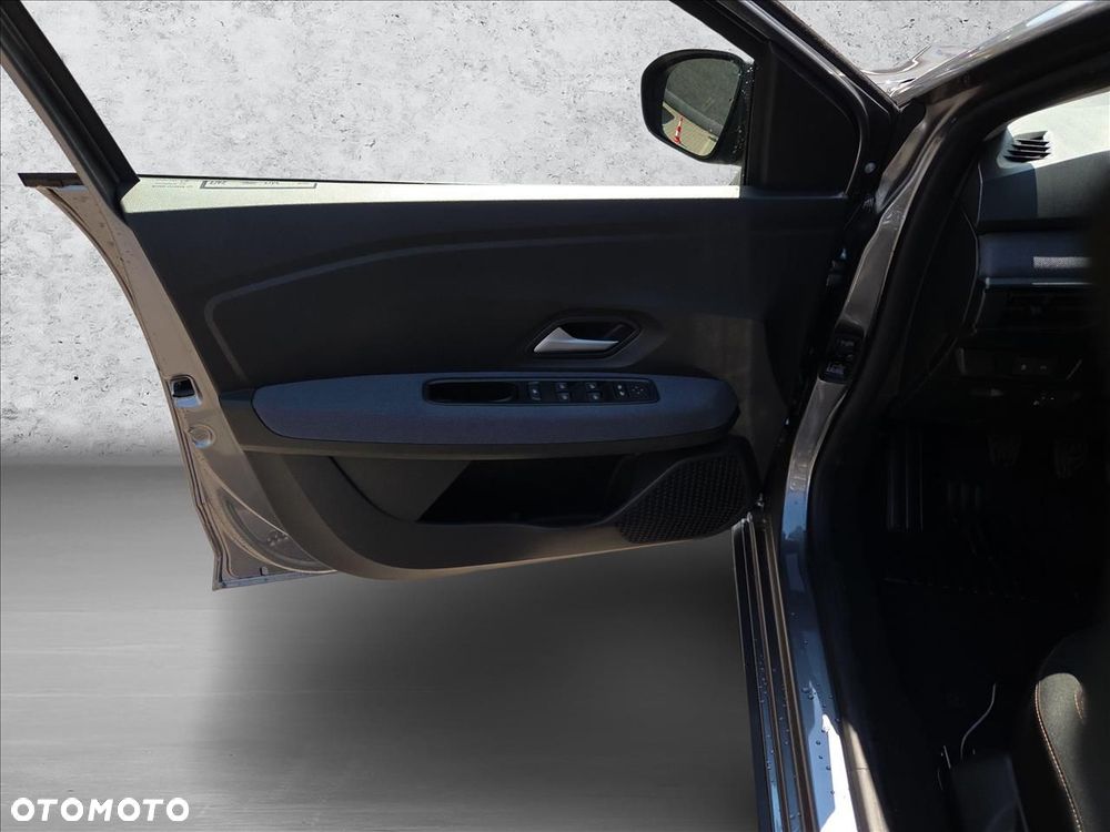 Dacia Sandero - 5