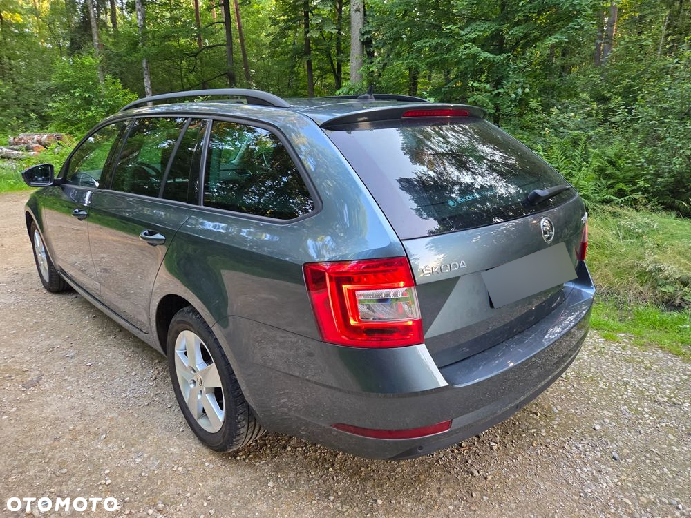 Skoda Octavia 1.6 TDI Ambition - 6