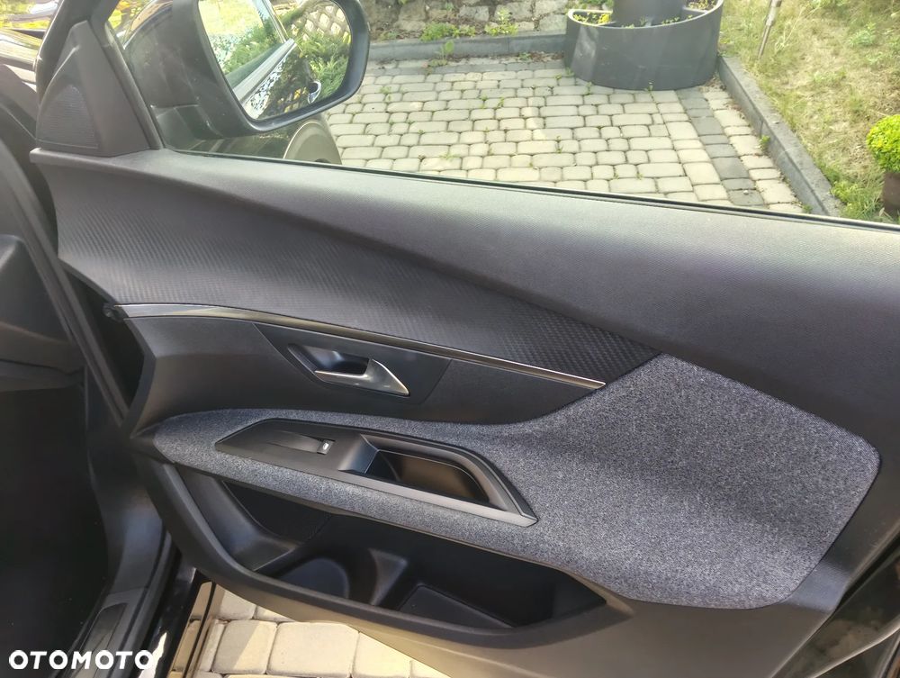 Peugeot 5008 BlueHDi 130 EAT8 Active - 8