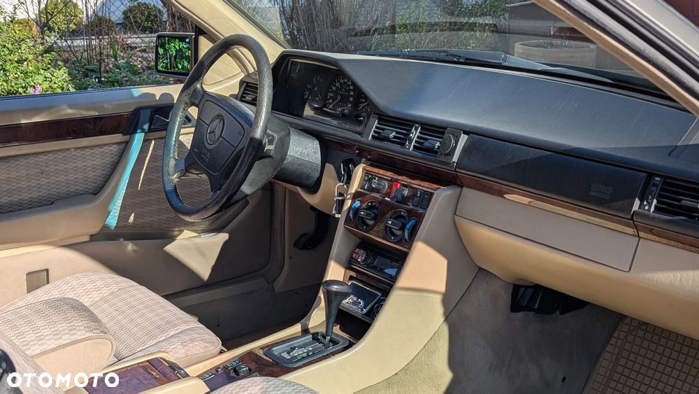 Mercedes-Benz W124 (1984-1993) - 15