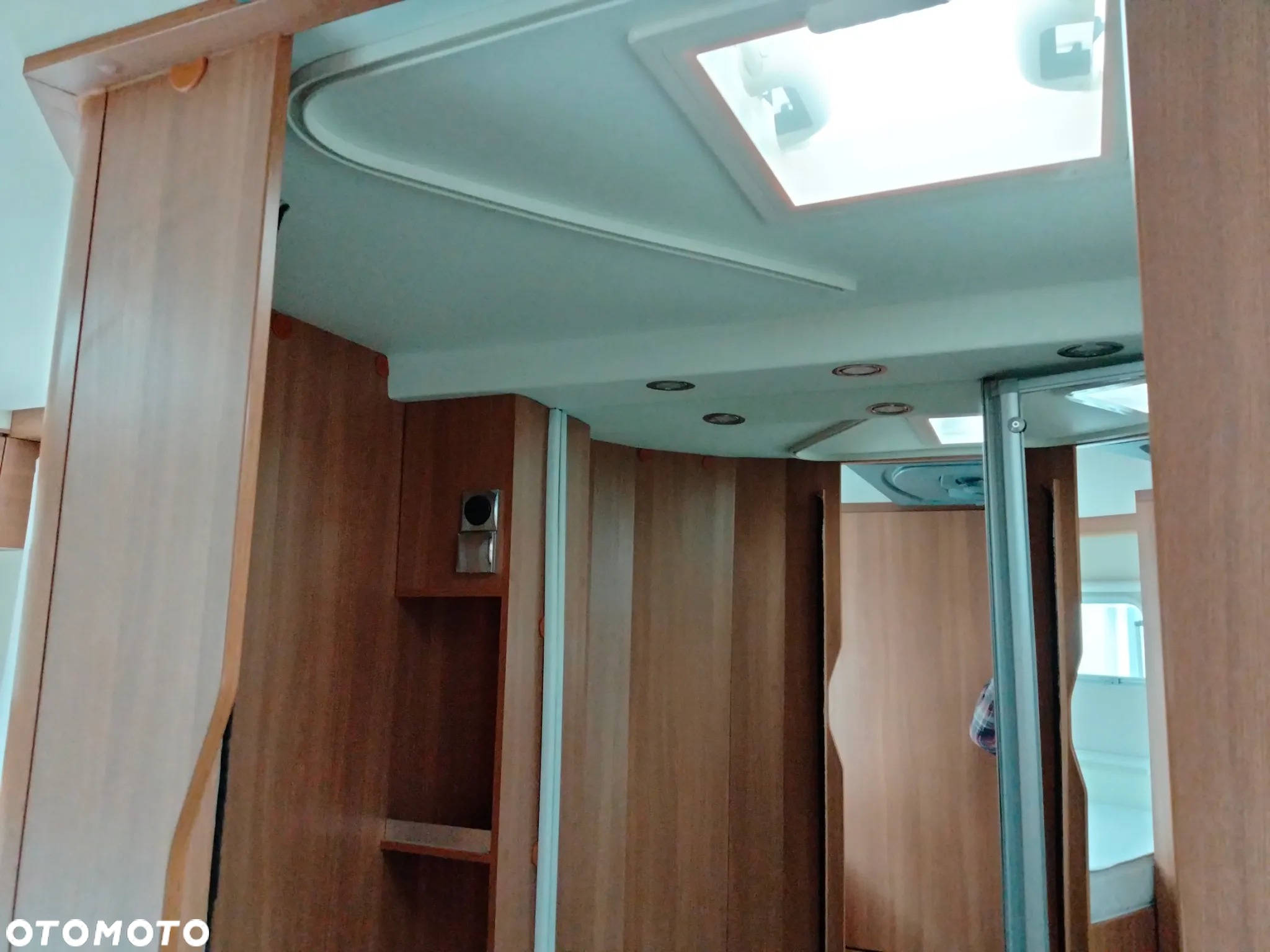 Eura Mobil ACTIVA ONE 690 HB - 16