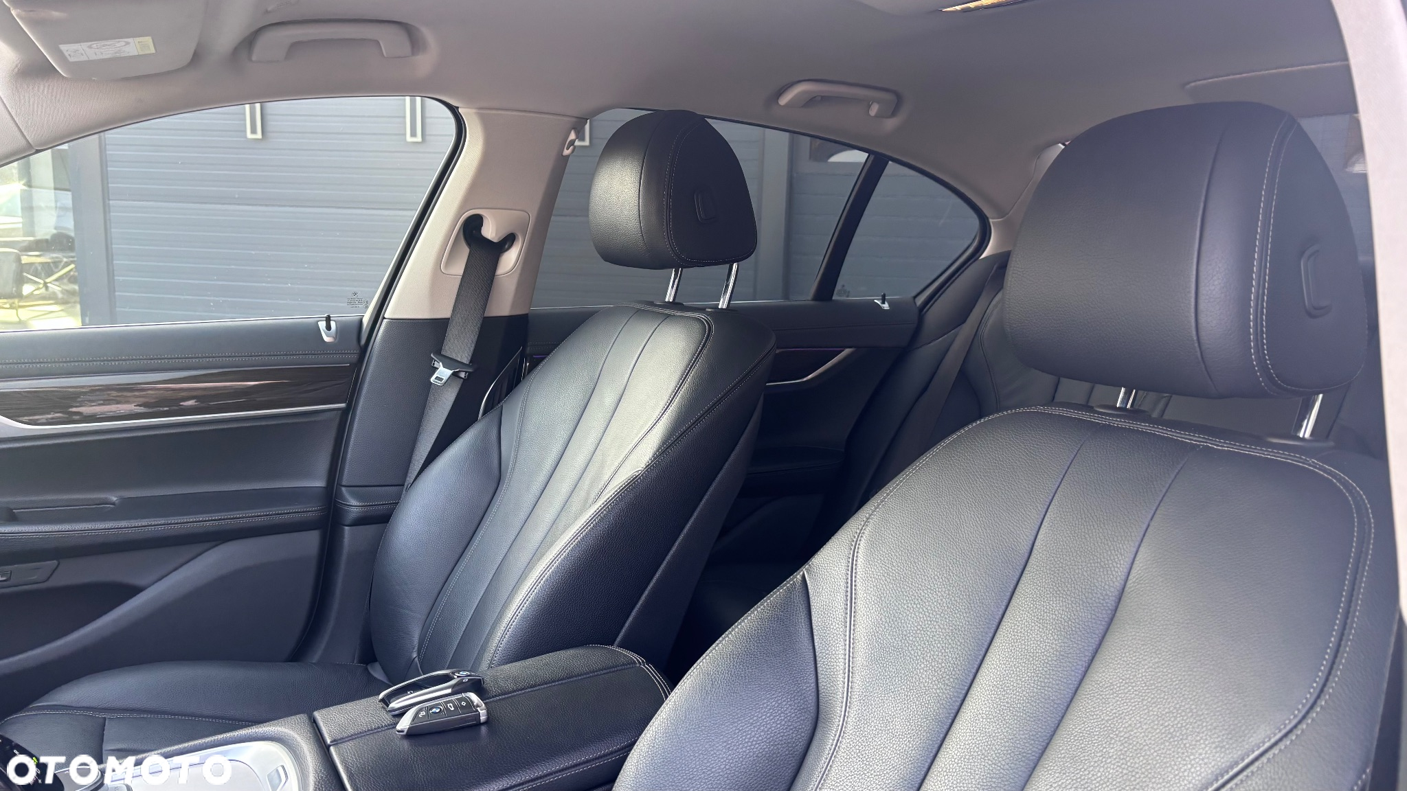 BMW Seria 7 730d - 19