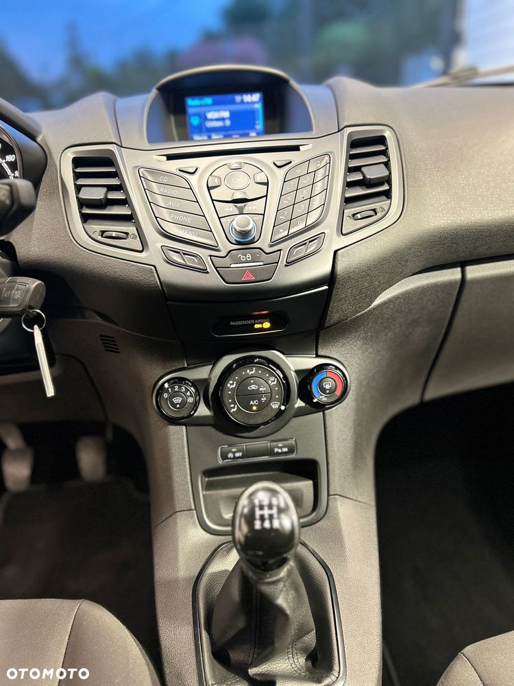 Ford Fiesta 1.0 EcoBoost STart-Stop Trend - 34