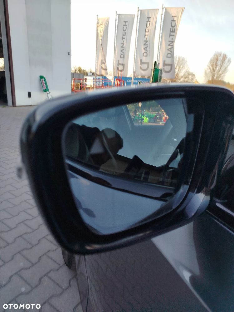 BMW Seria 3 318d Sport Line - 27