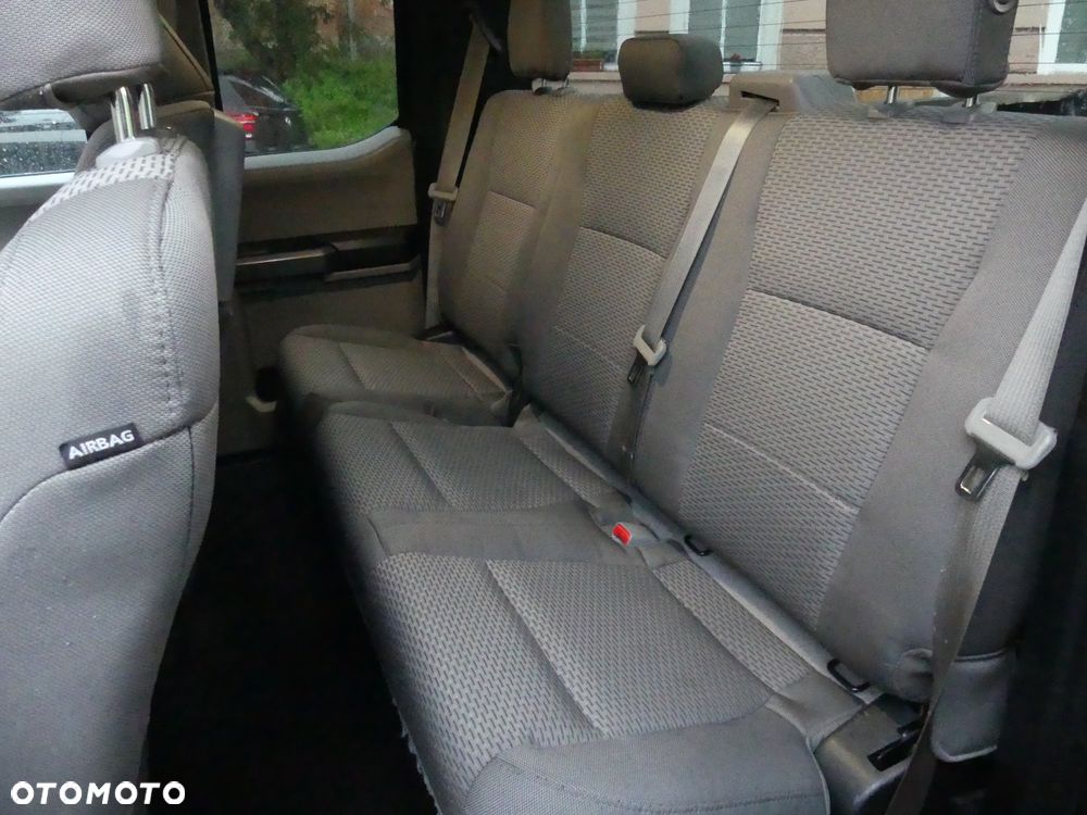 Ford F150 - 8