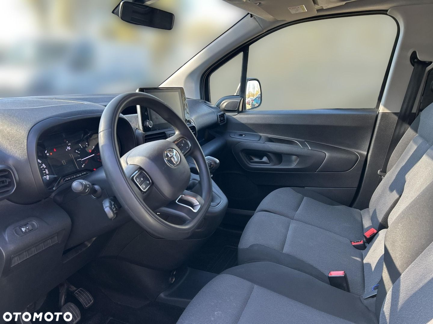 Toyota PROACE CITY - 11