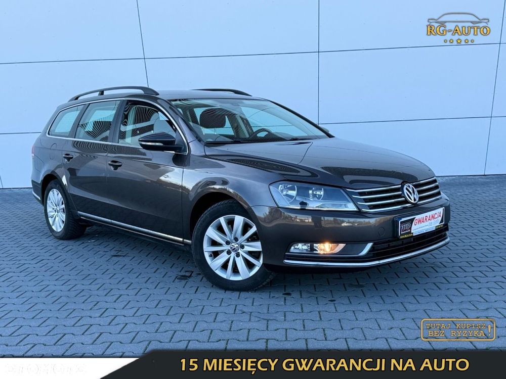 Volkswagen Passat - 1