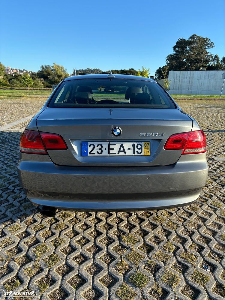 BMW 320 d Coupe Auto - 9