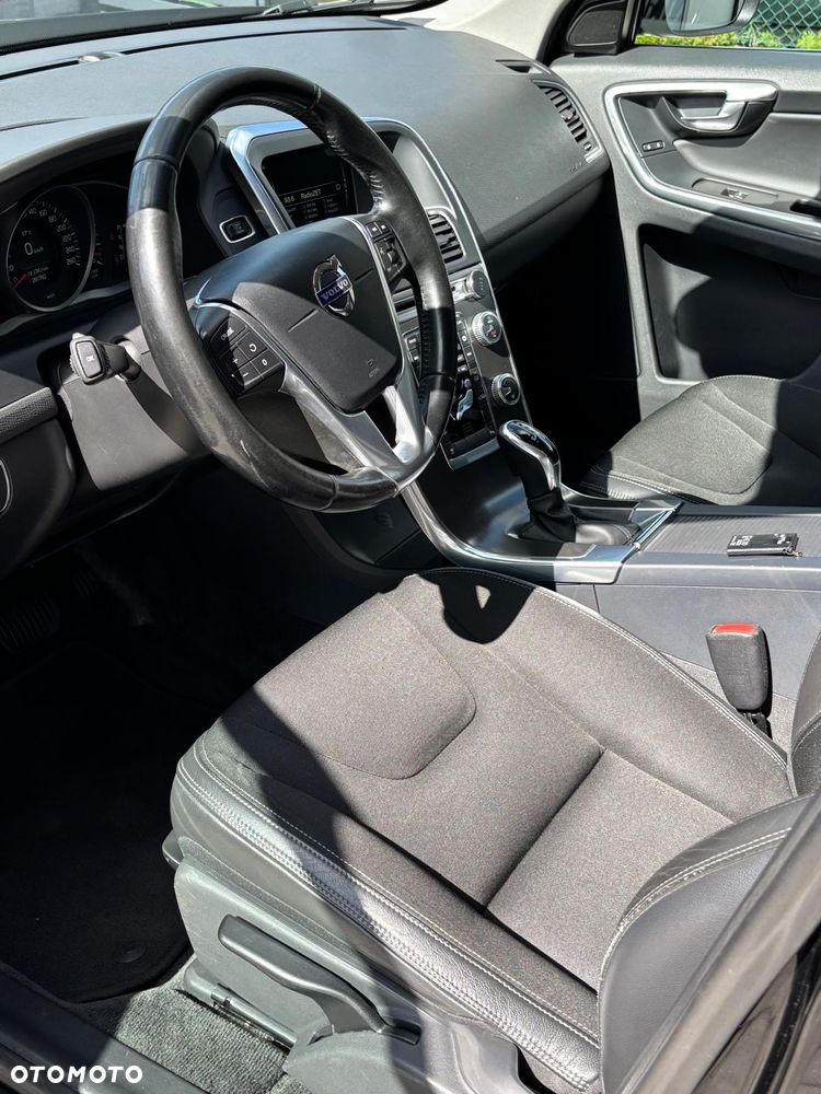 Volvo XC 60 D3 Momentum - 31